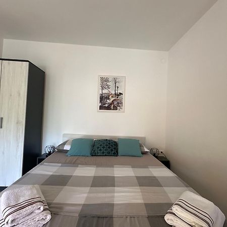 Studio Apartment Coce Trogir Exterior photo