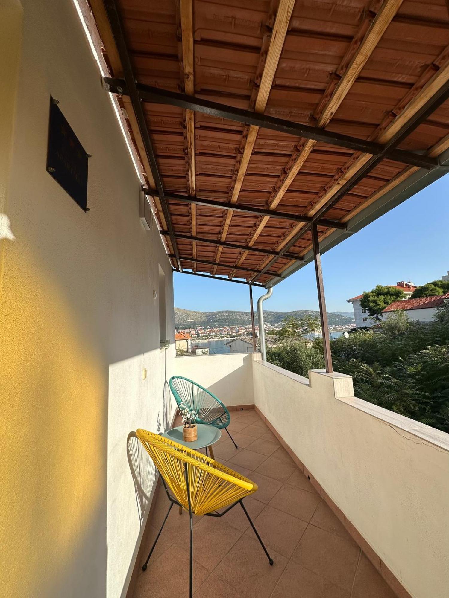 Studio Apartment Coce Trogir Exterior photo