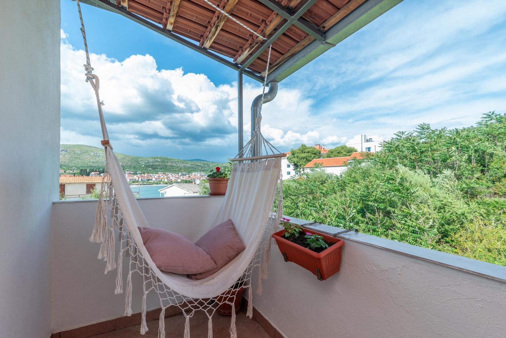 Studio Apartment Coce Trogir Exterior photo