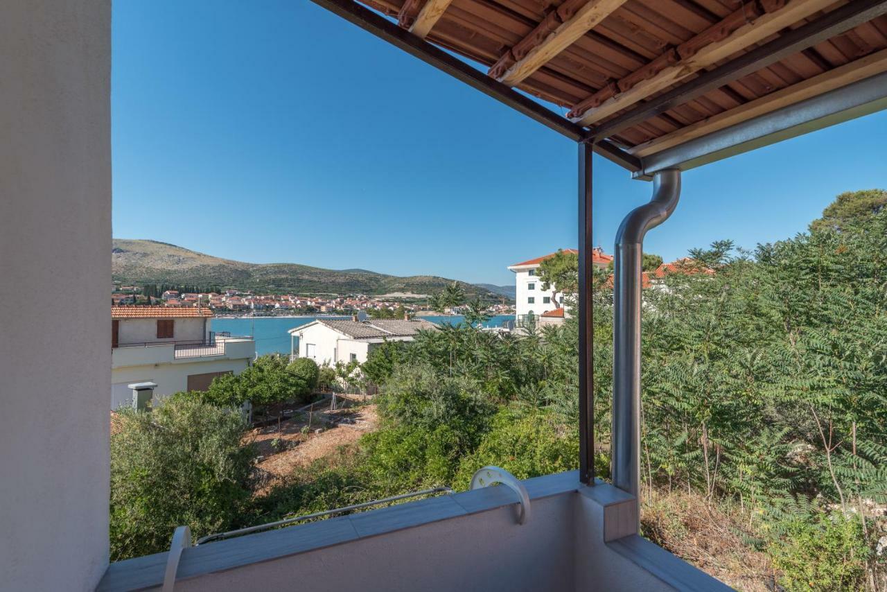 Studio Apartment Coce Trogir Exterior photo